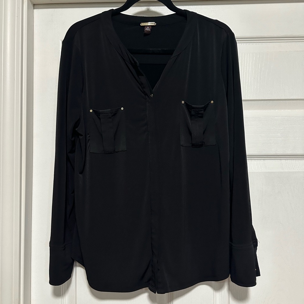 Dana Buchman Button Down Blouse